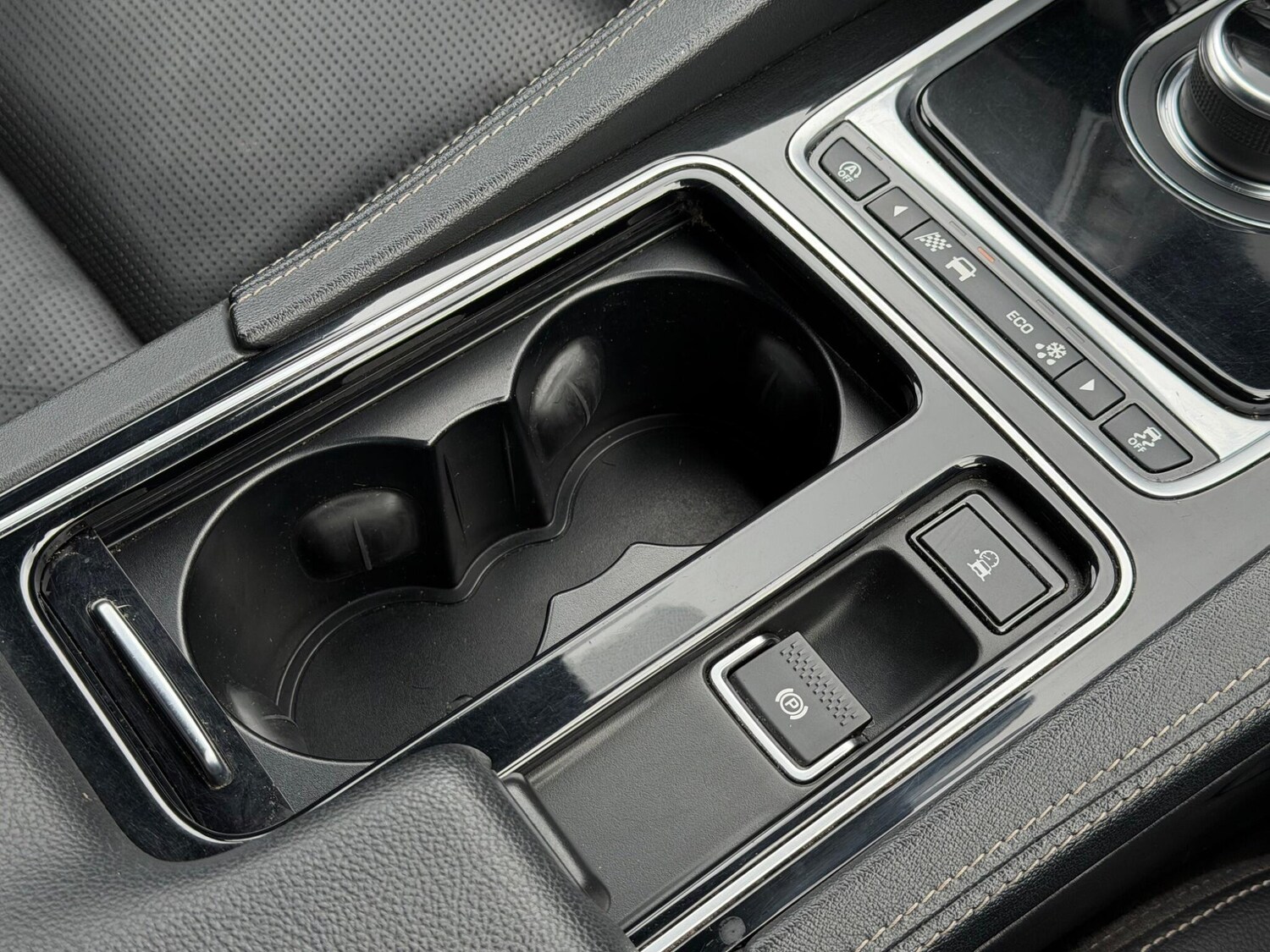 Used Jaguar F-Pace 2017 for sale - 77291471: Photo 40