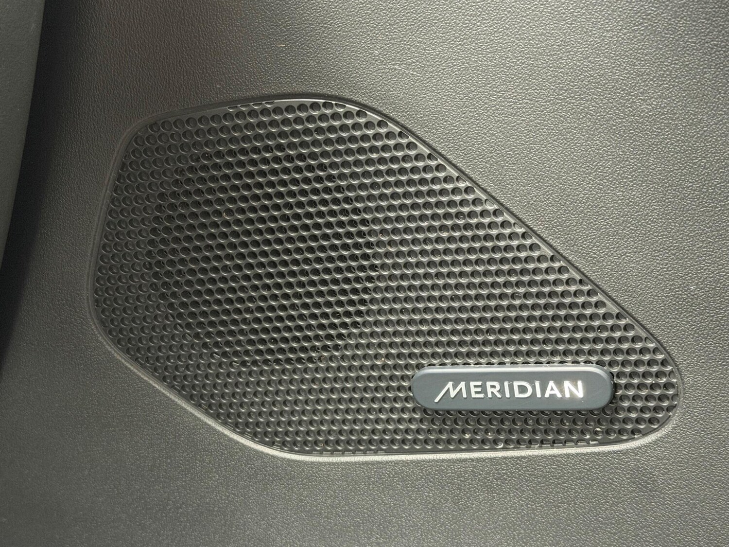 Used Jaguar F-Pace 2017 for sale - 77291471: Photo 43