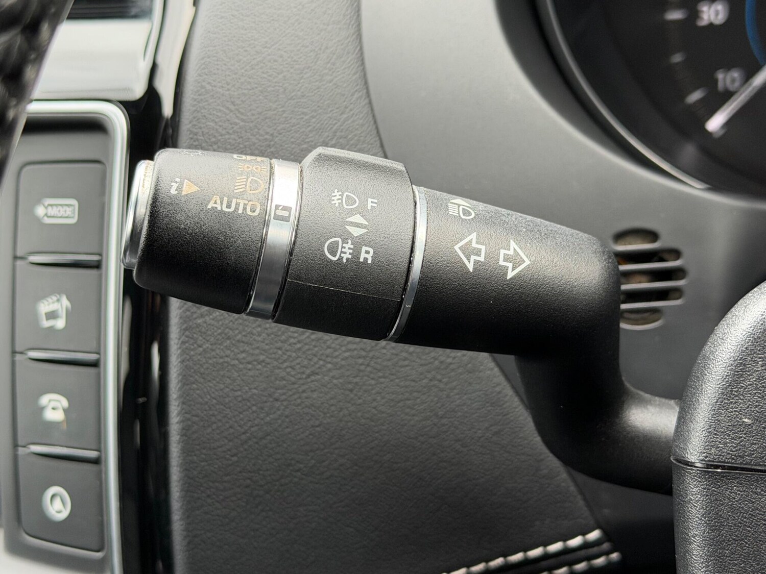 Used Jaguar F-Pace 2017 for sale - 77291471: Photo 52