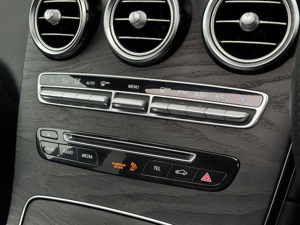Used Mercedes-Benz GLC 2016 for sale - 76200977: Photo 37