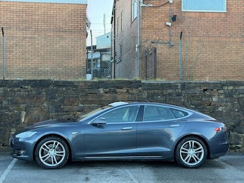 Used Tesla Model S 2015 for sale - 78814880: Photo