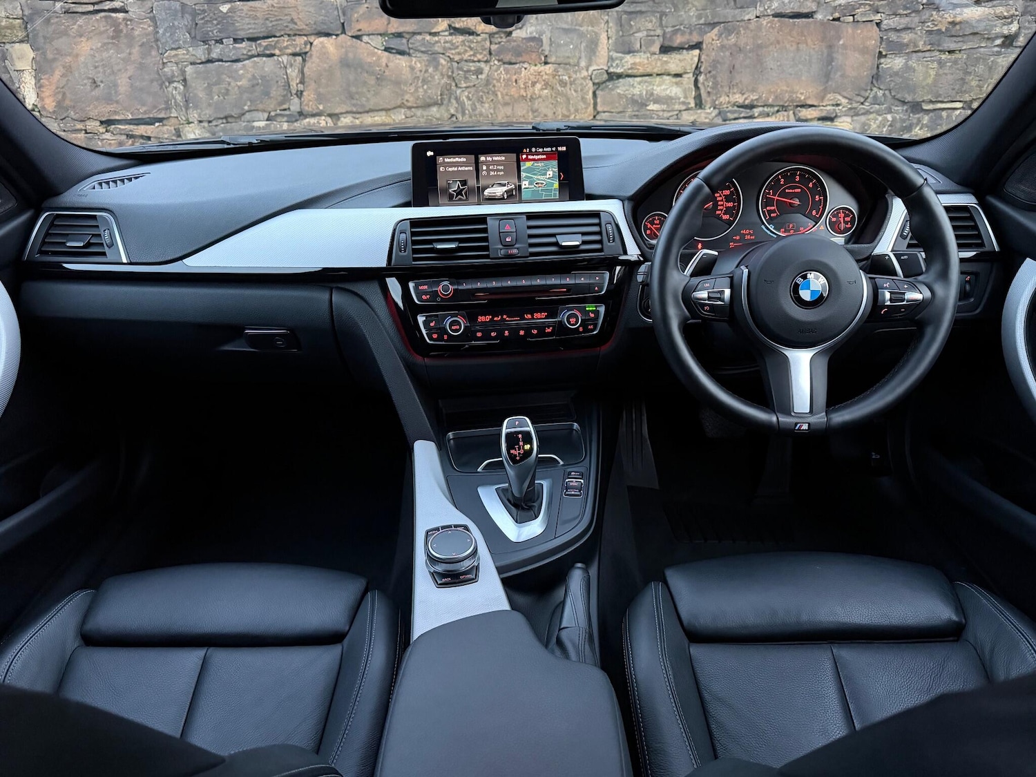 Used BMW 3 Series 2018 for sale - 76634219: Photo 11