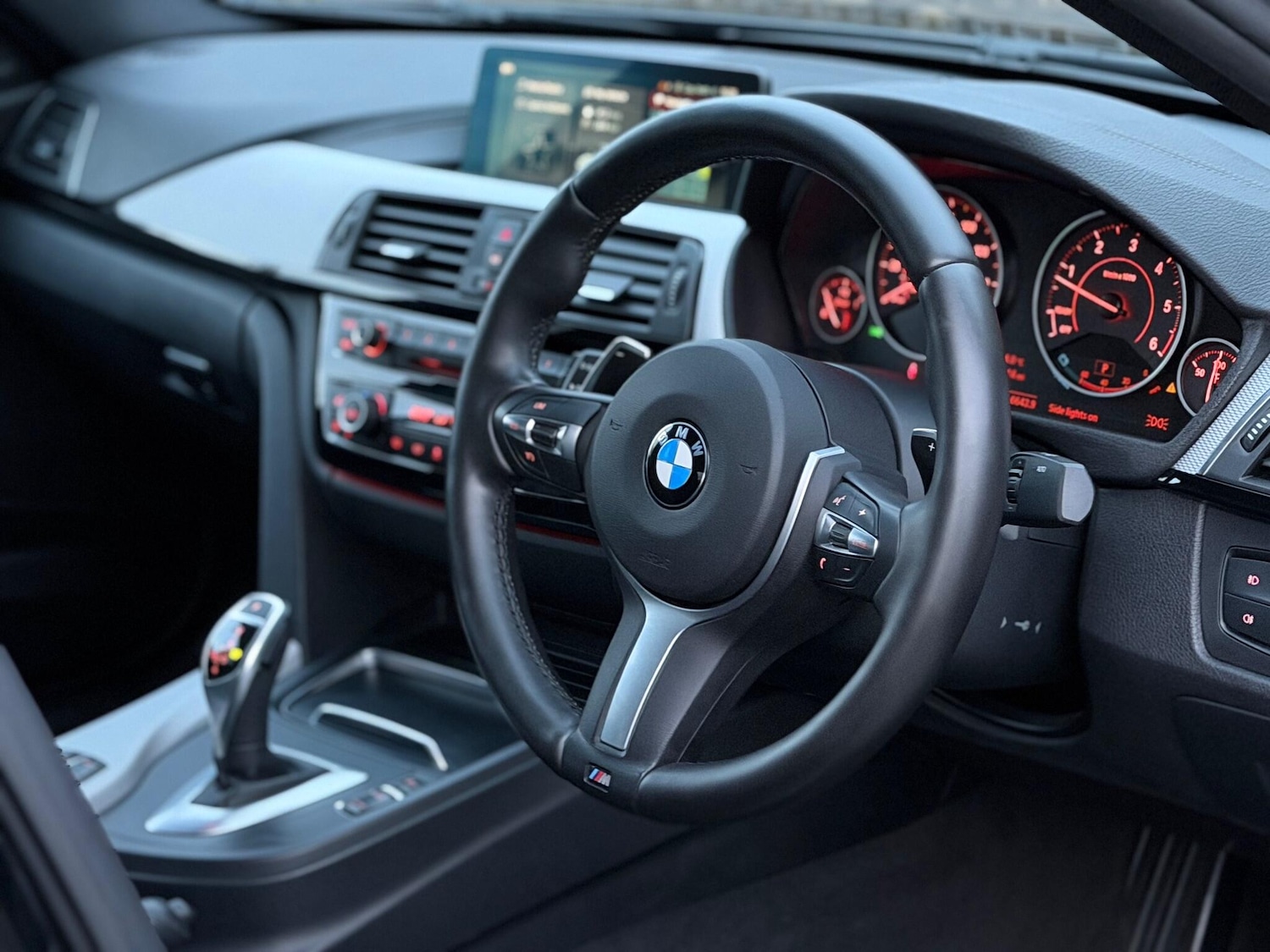 Used BMW 3 Series 2018 for sale - 76634219: Photo 13