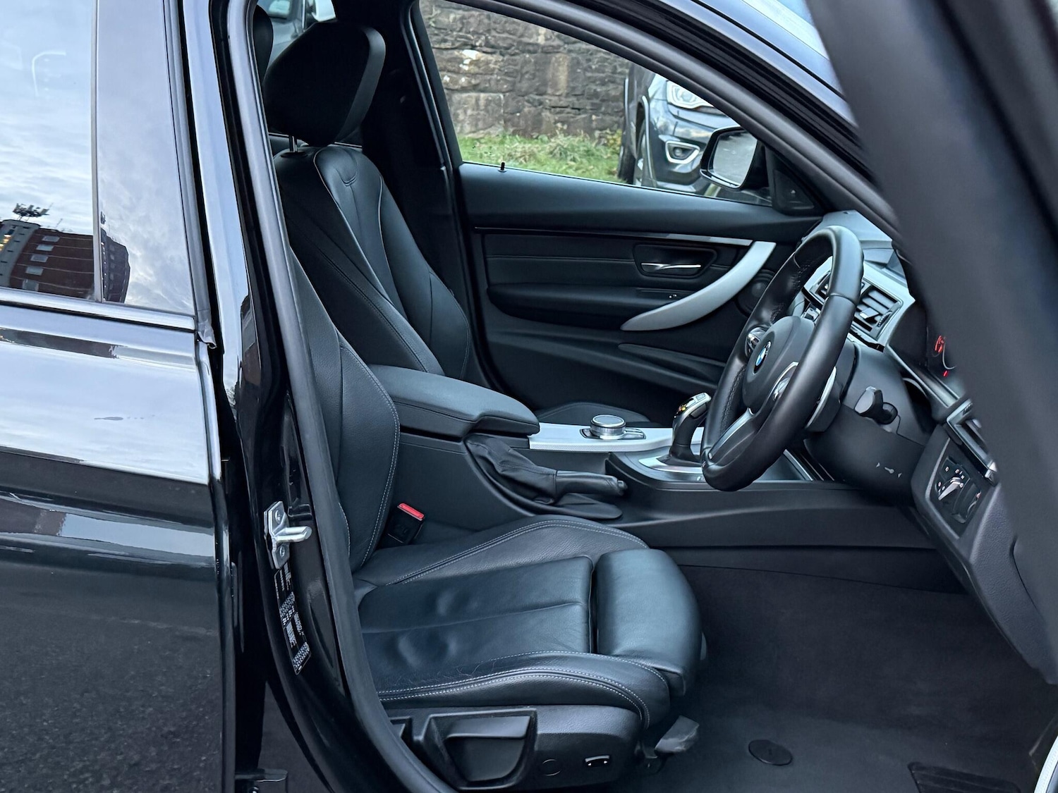 Used BMW 3 Series 2018 for sale - 76634219: Photo 15