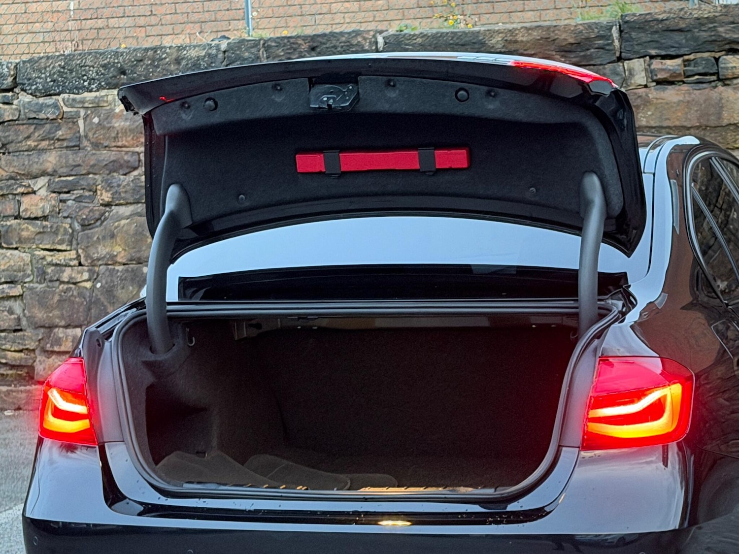 Used BMW 3 Series 2018 for sale - 76634219: Photo 20