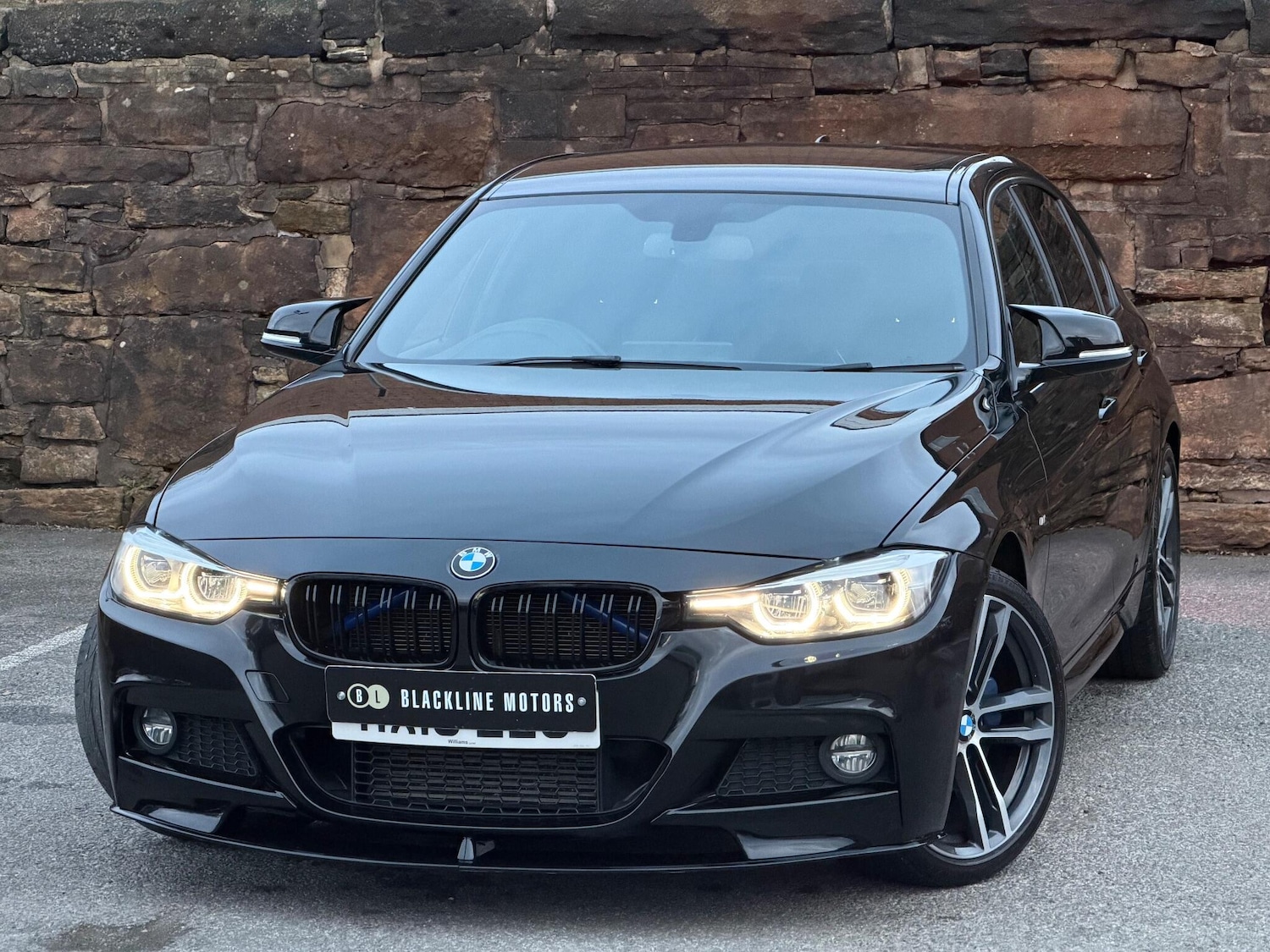 Used BMW 3 Series 2018 for sale - 76634219: Photo 3