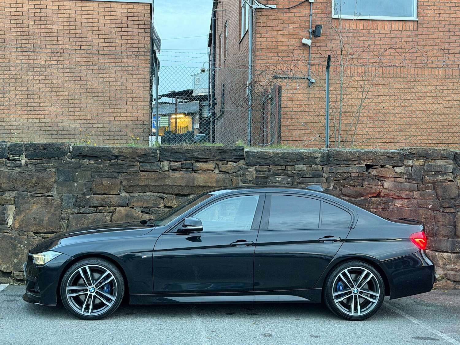 Used BMW 3 Series 2018 for sale - 76634219: Photo 4