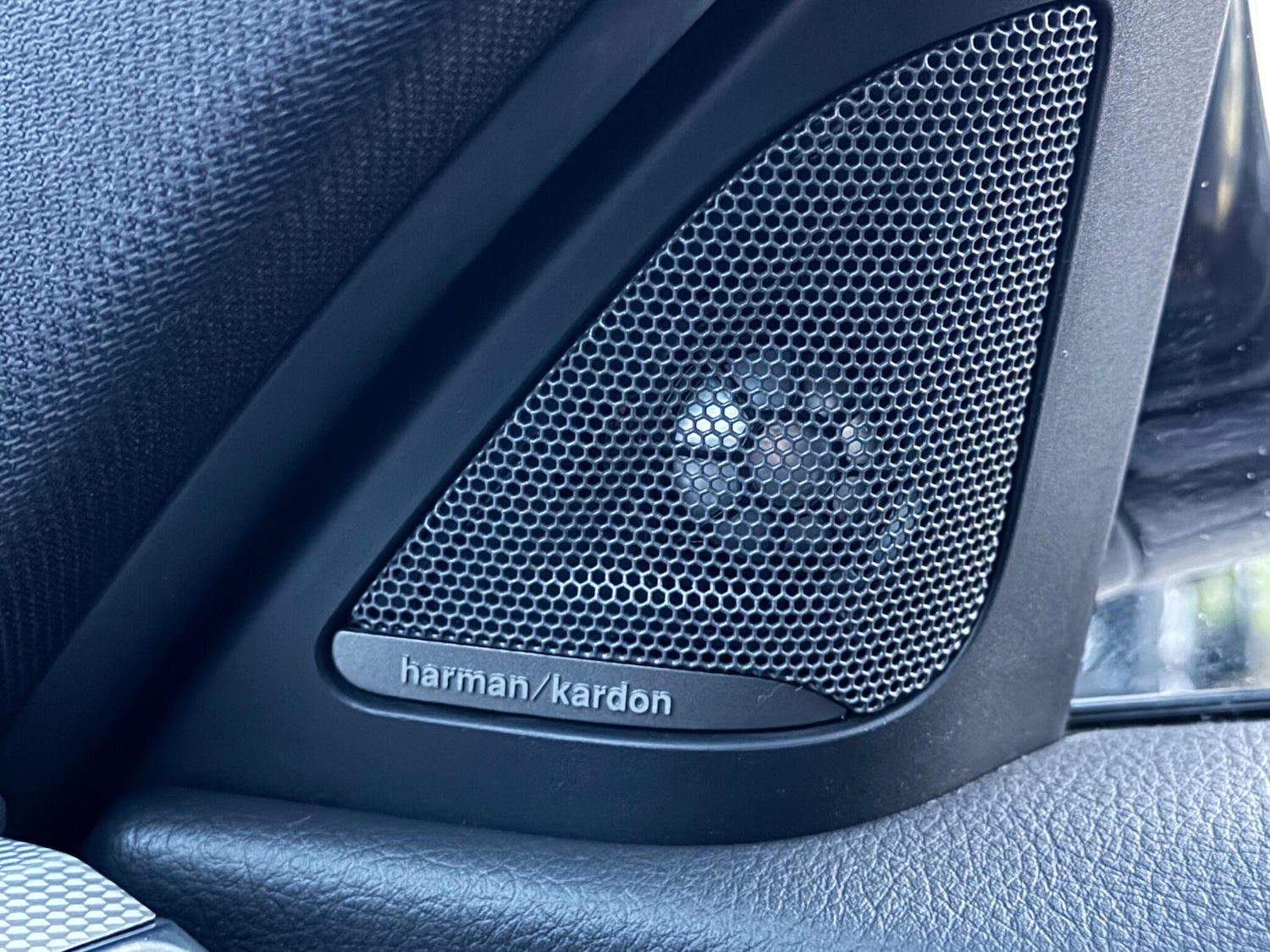 Used BMW 3 Series 2018 for sale - 76634219: Photo 50