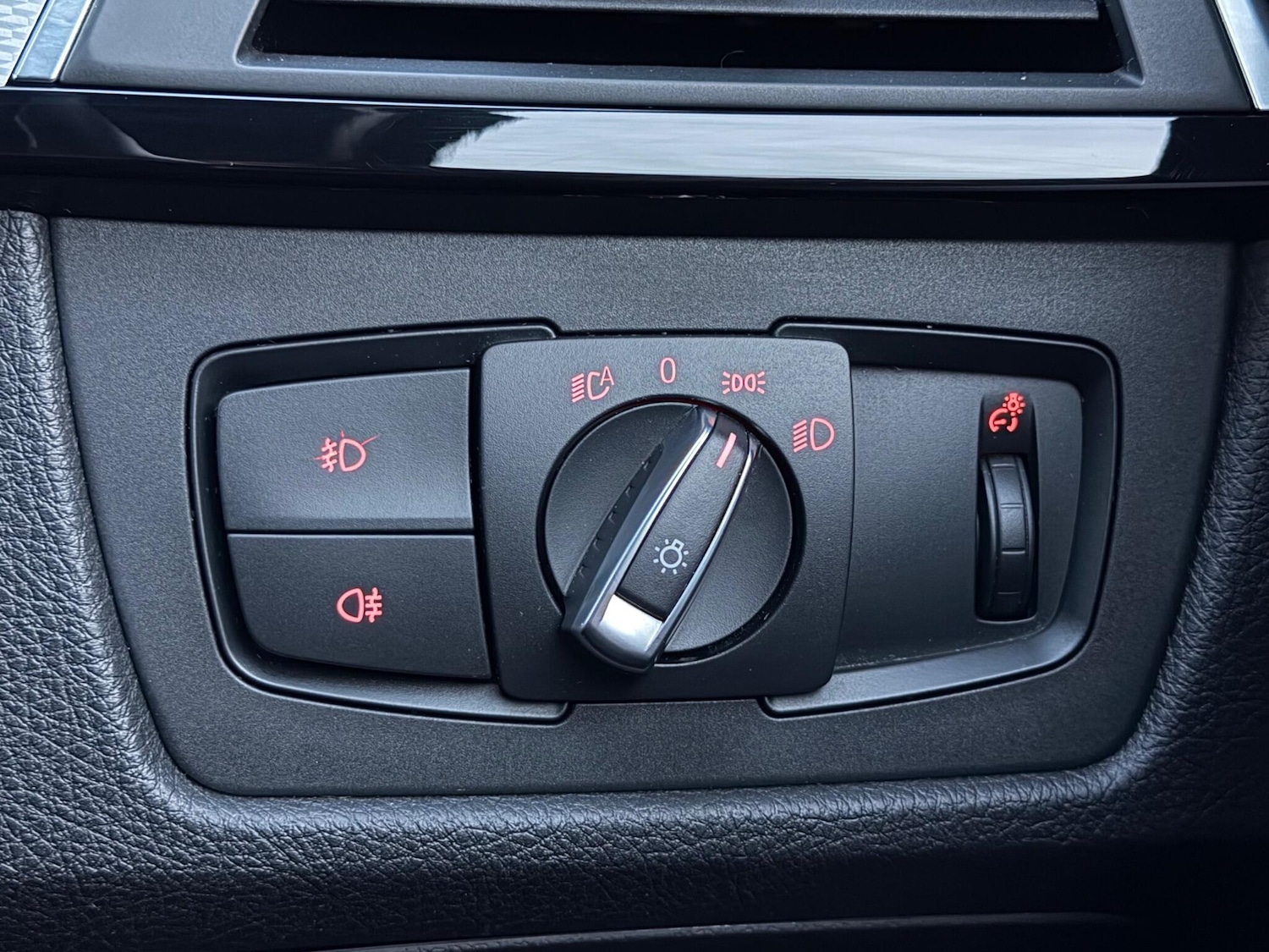 Used BMW 3 Series 2018 for sale - 76634219: Photo 52