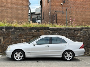 Used Mercedes-Benz C Class 2006 for sale - 79472091: Photo