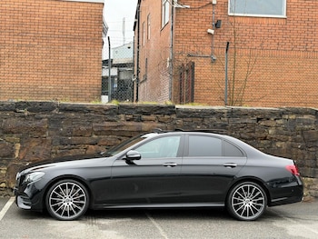 Used Mercedes-Benz E Class 2019 for sale - 76832539: Photo