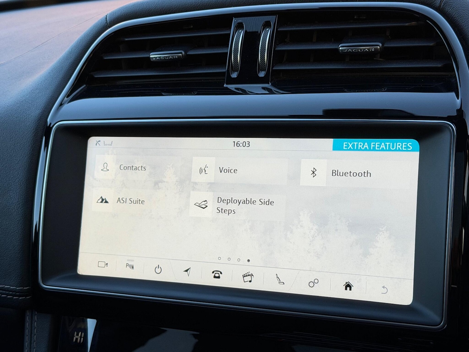 Used Jaguar F-Pace for sale - 76995824: Photo 34