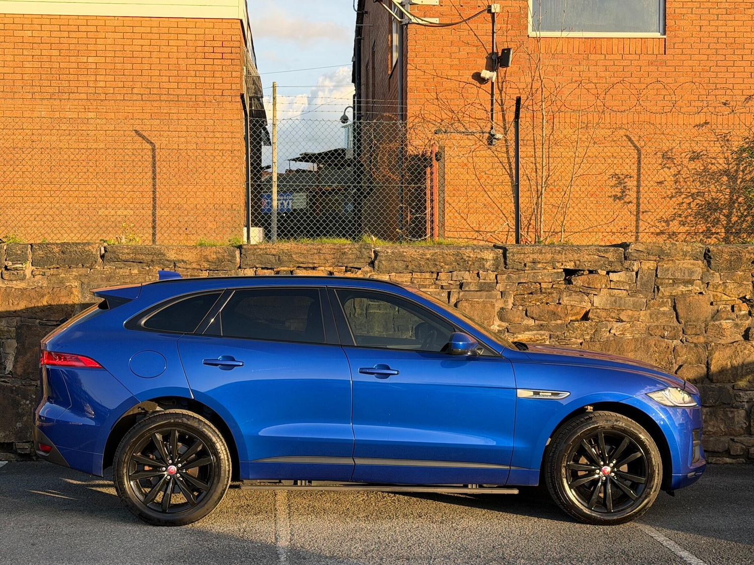 Used Jaguar F-Pace for sale - 76995824: Photo 8