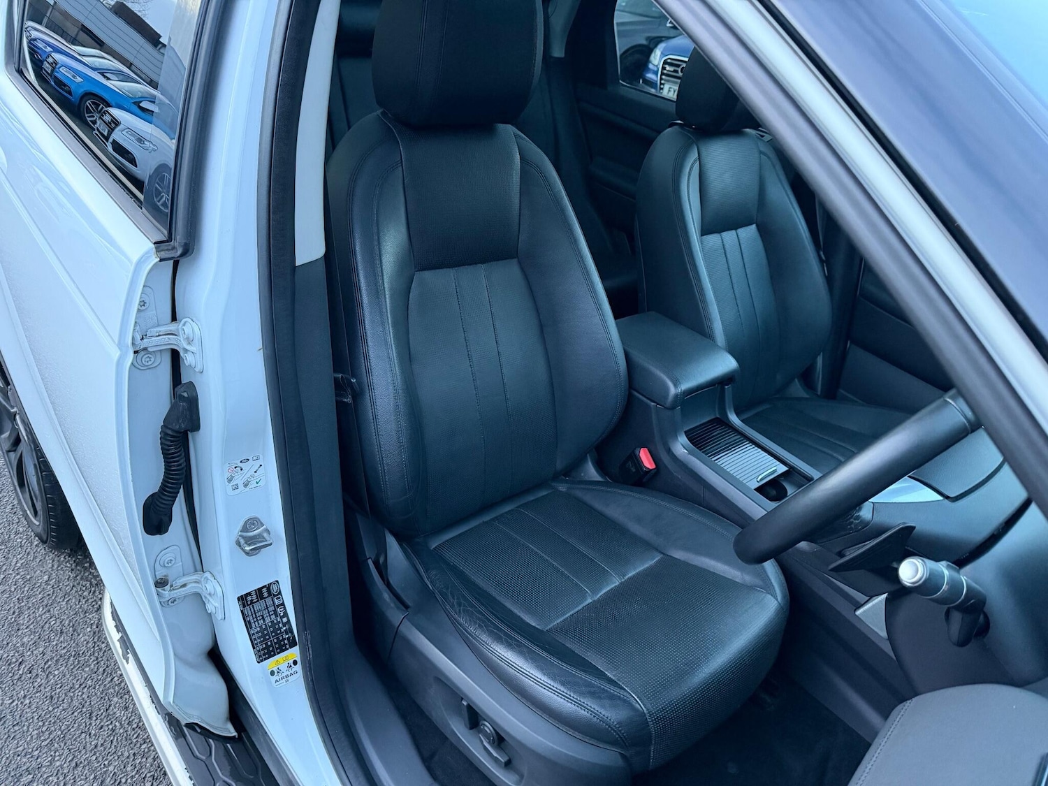 Used Land Rover Discovery Sport 2015 for sale - 77131575: Photo 16