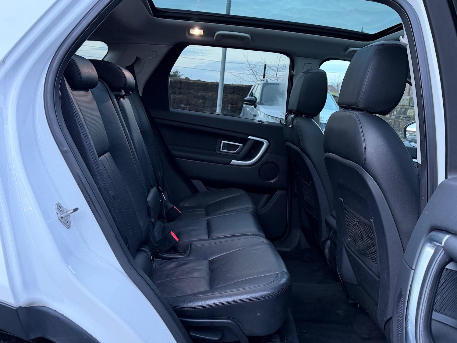 Used Land Rover Discovery Sport 2015 for sale - 77131575: Photo 19