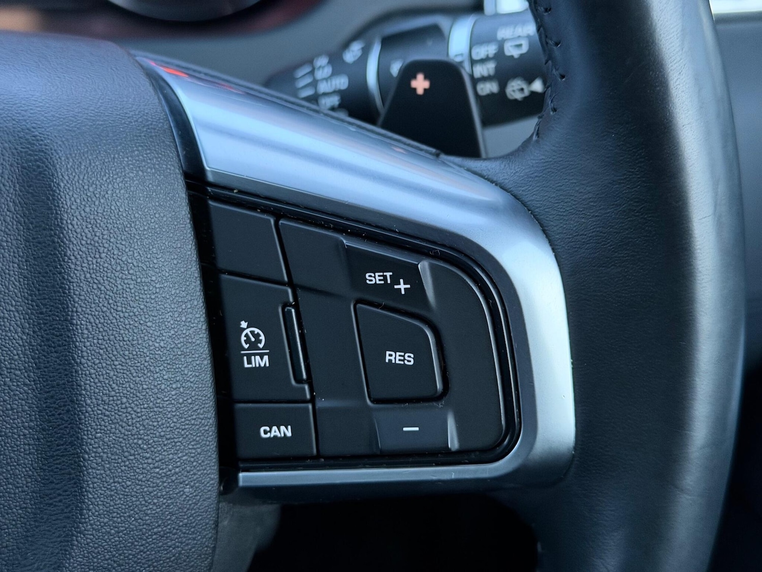 Used Land Rover Discovery Sport 2015 for sale - 77131575: Photo 26