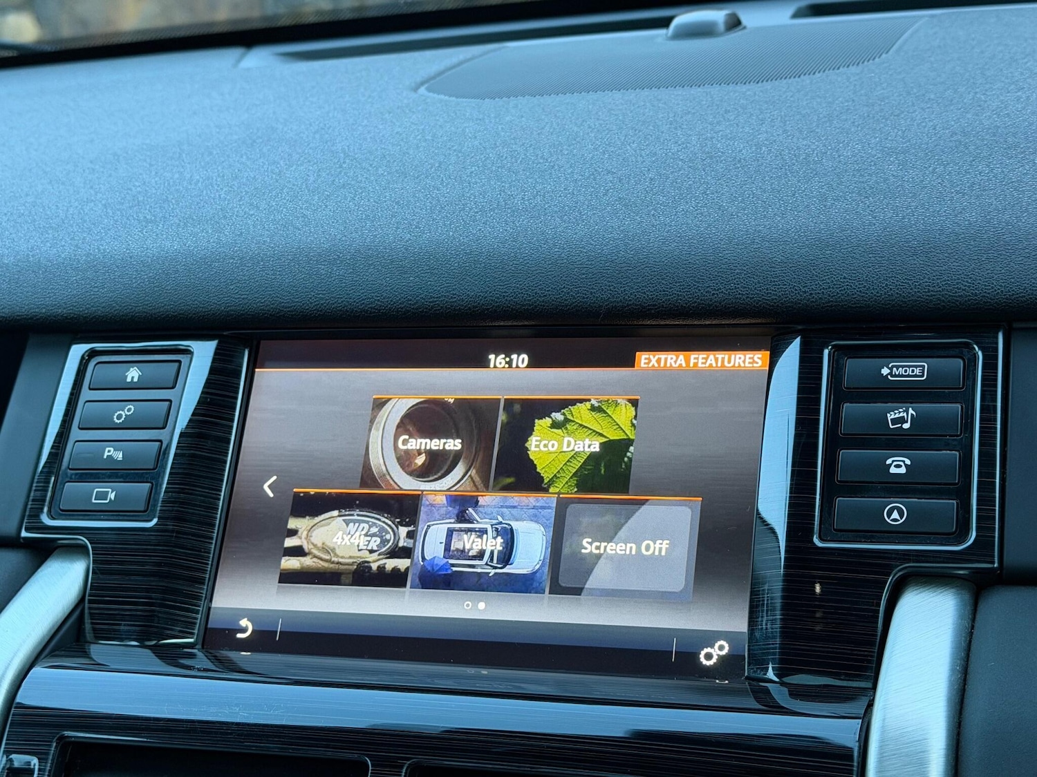 Used Land Rover Discovery Sport 2015 for sale - 77131575: Photo 32