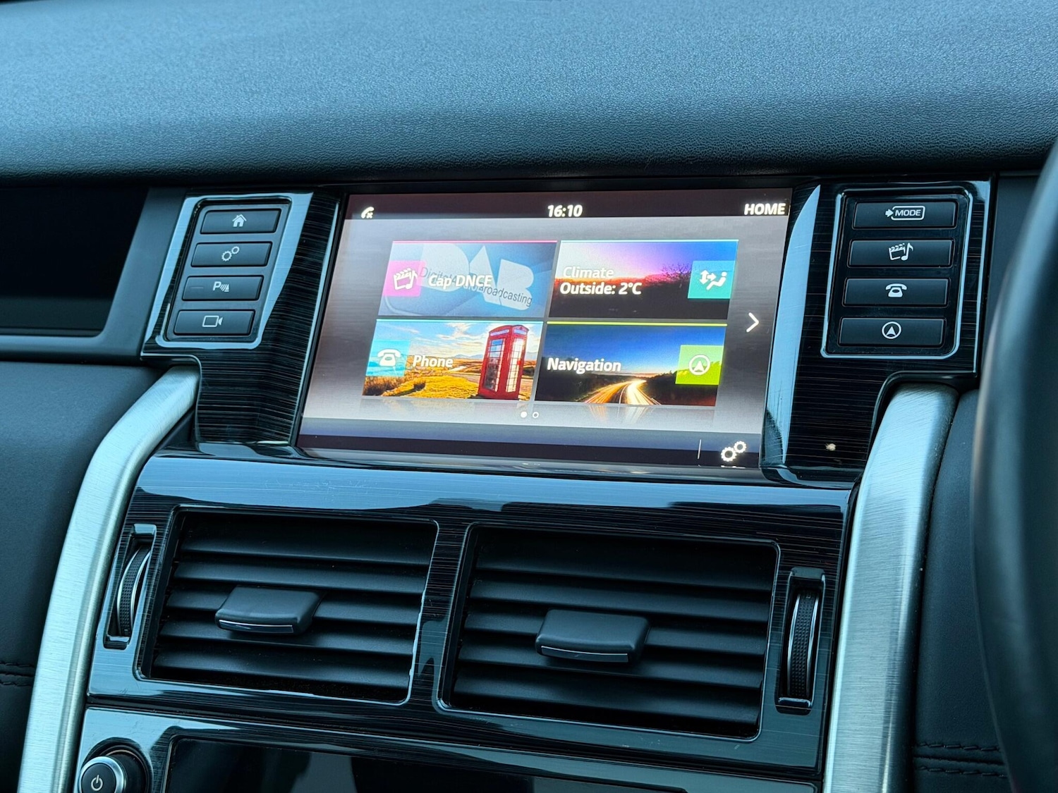 Used Land Rover Discovery Sport 2015 for sale - 77131575: Photo 35