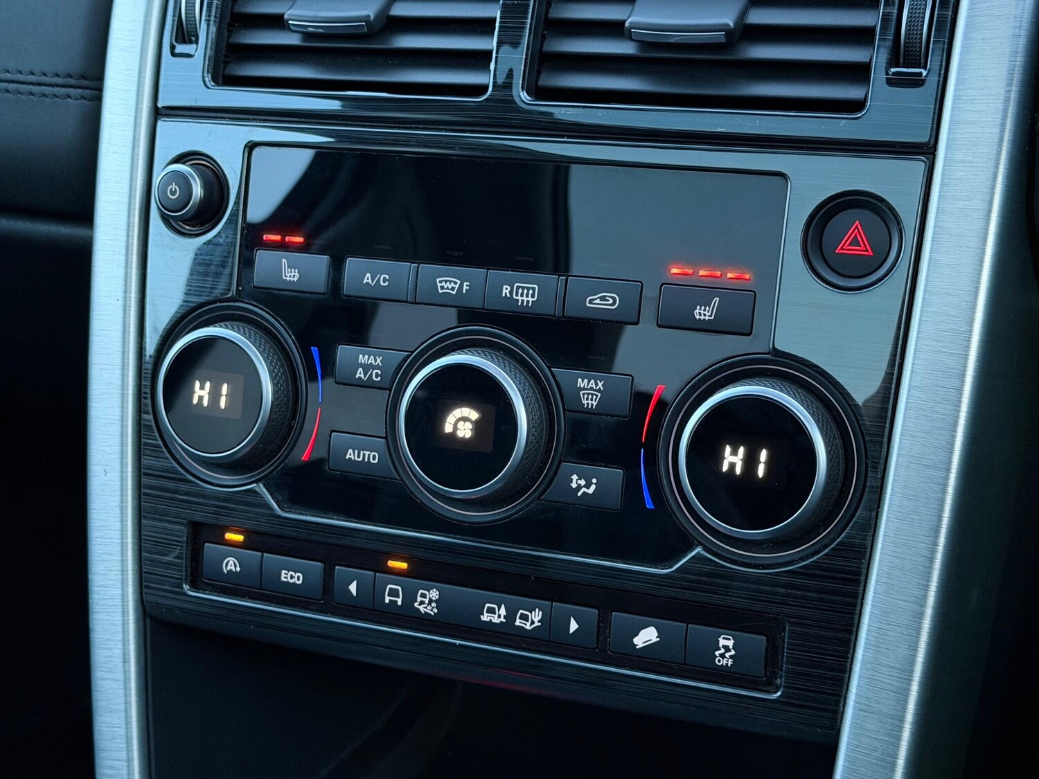 Used Land Rover Discovery Sport 2015 for sale - 77131575: Photo 36