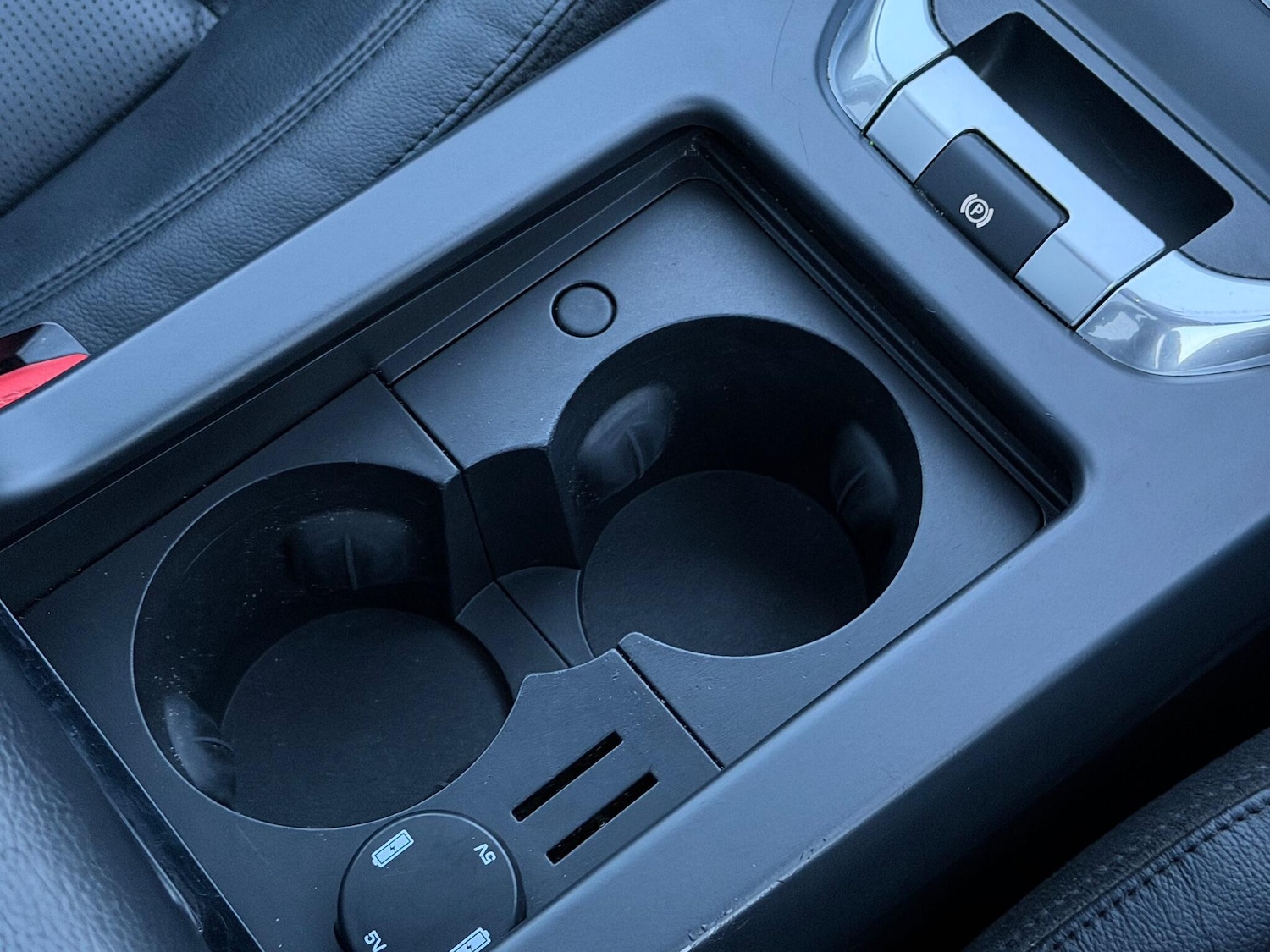 Used Land Rover Discovery Sport 2015 for sale - 77131575: Photo 40