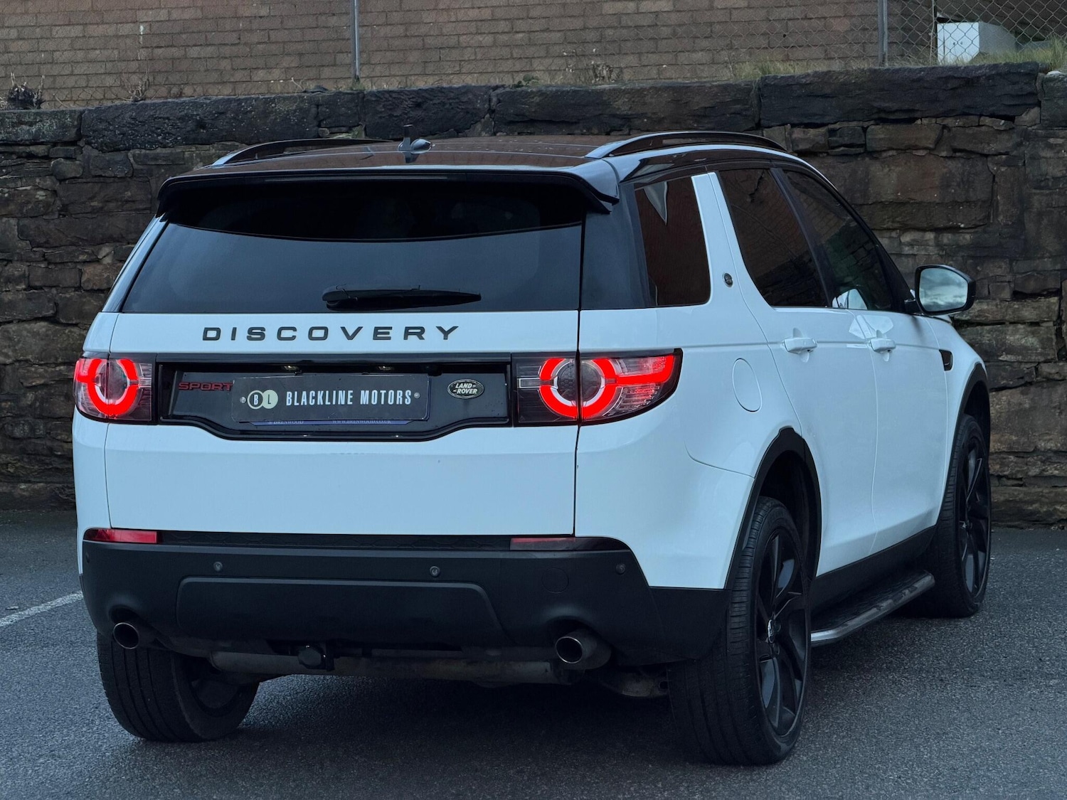 Used Land Rover Discovery Sport 2015 for sale - 77131575: Photo 7