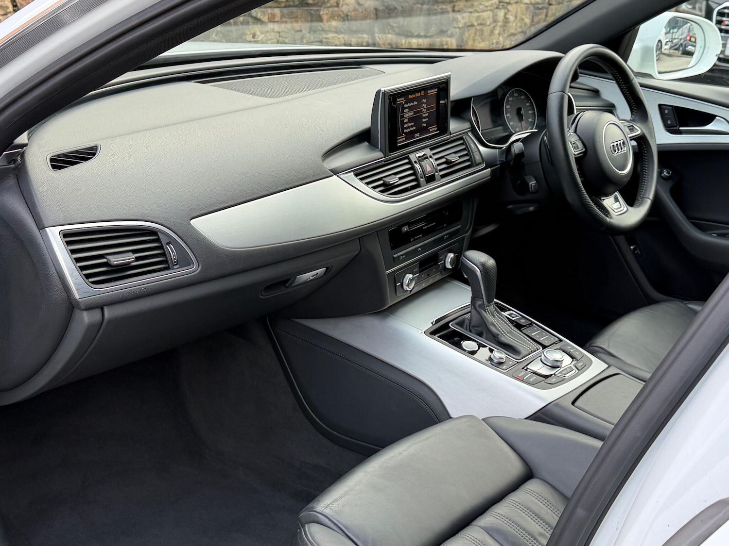 Used Audi A6 Avant 2015 for sale - 77050176: Photo 13