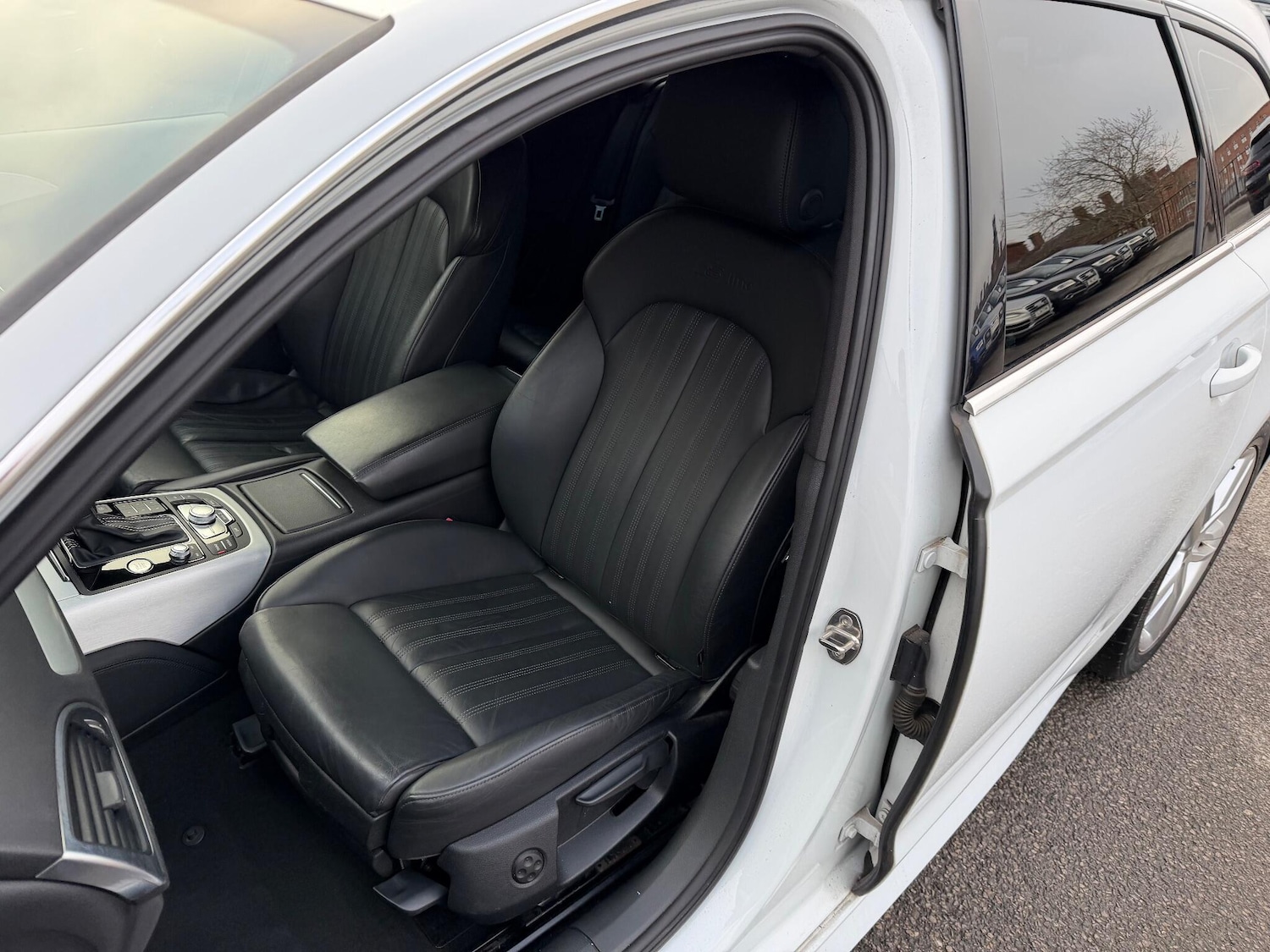 Used Audi A6 Avant 2015 for sale - 77050176: Photo 17