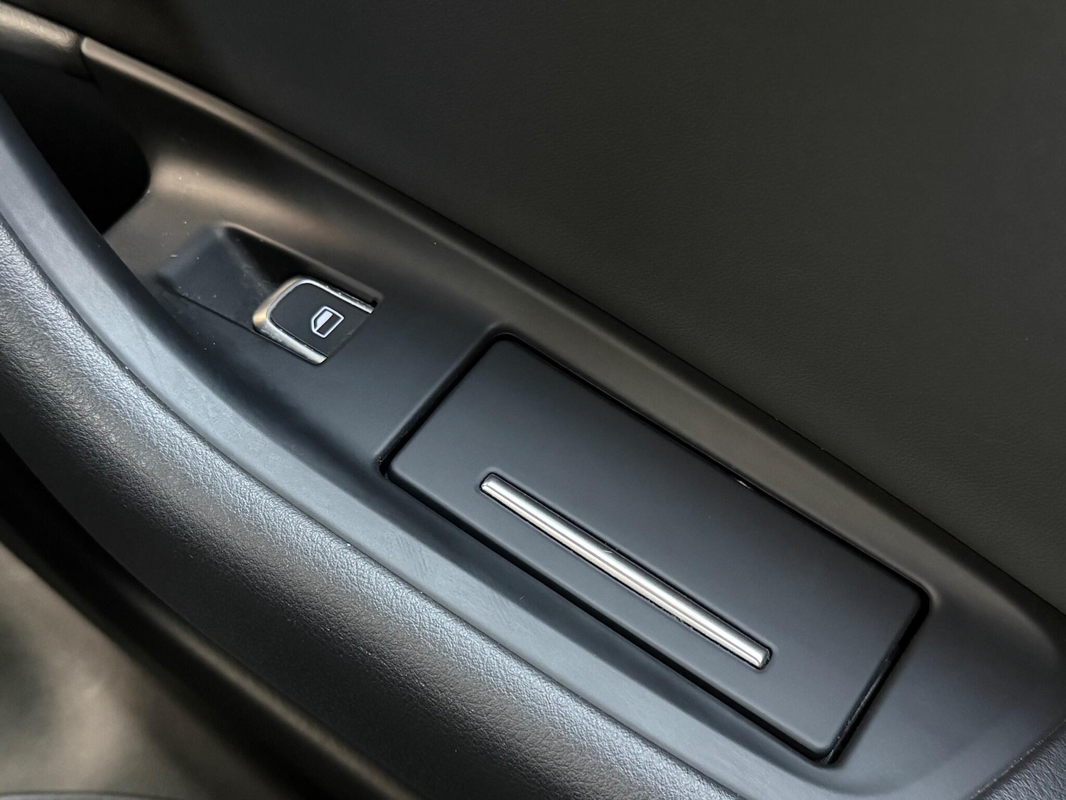 Used Audi A6 Avant 2015 for sale - 77050176: Photo 47