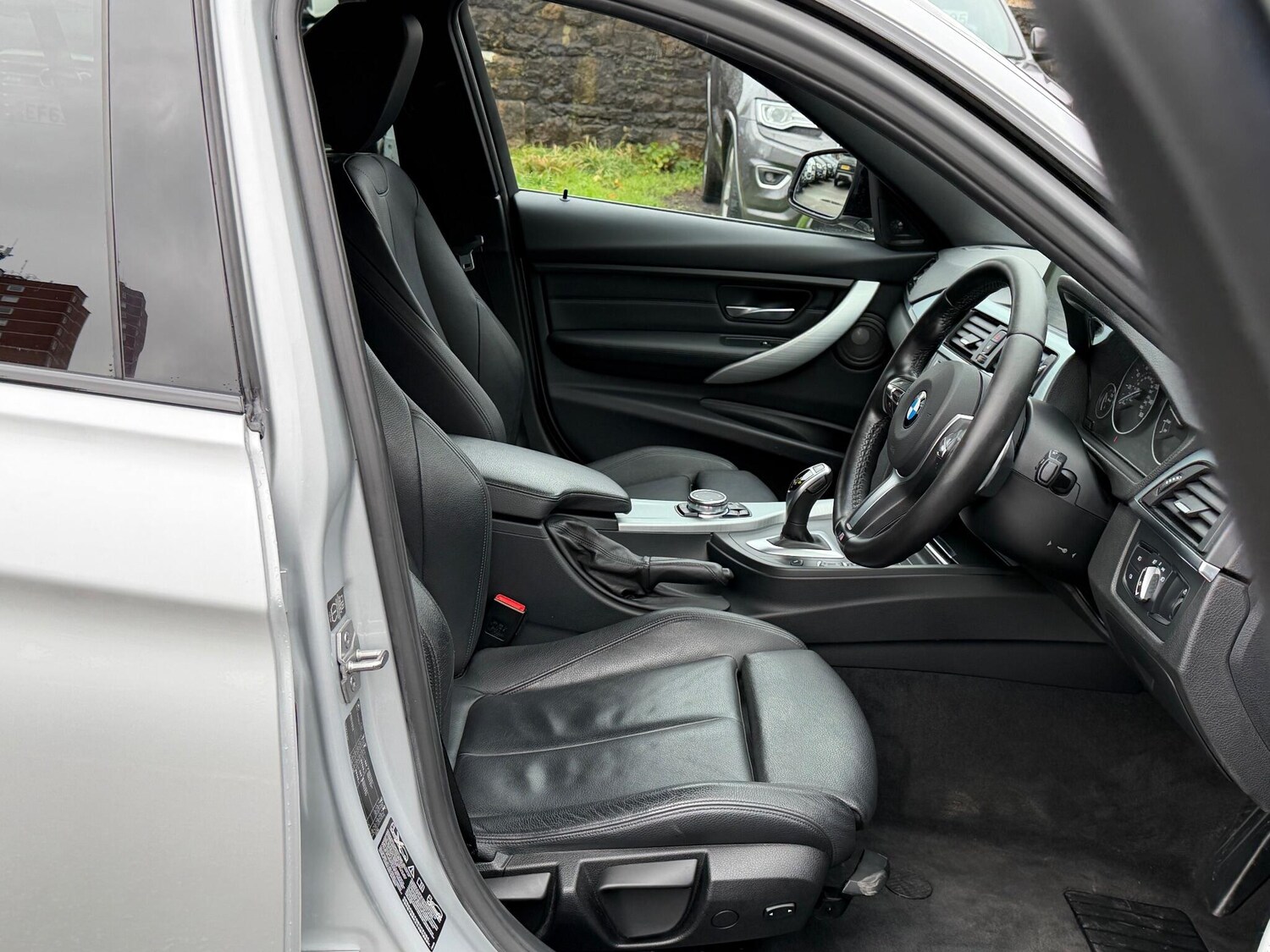 Used BMW 3 Series 2014 for sale - 76381153: Photo 38