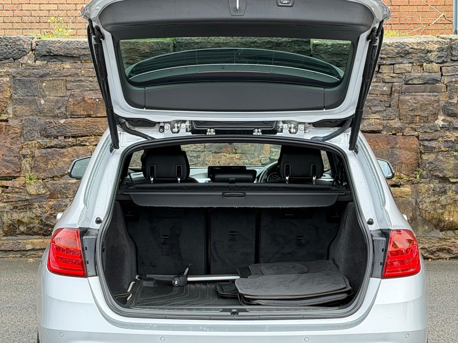 Used BMW 3 Series 2014 for sale - 76381153: Photo 44