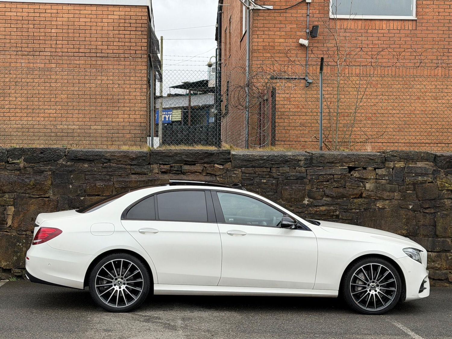 Used Mercedes-Benz E Class 2019 for sale - 77511335: Photo 8