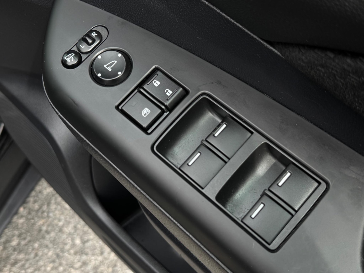 Used Honda CR-V 2016 for sale - 76161117: Photo 38