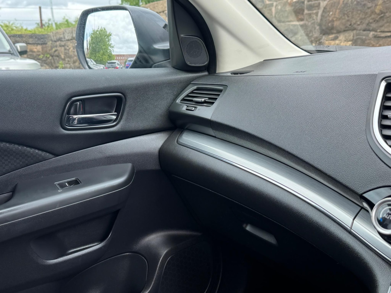 Used Honda CR-V 2016 for sale - 76161117: Photo 40