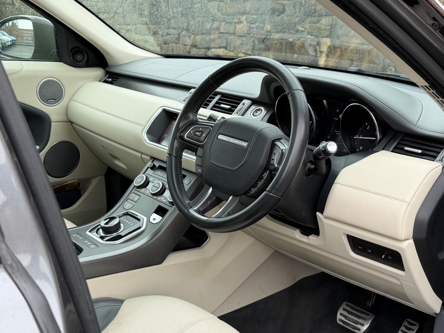 Used Land Rover Range Rover Evoque 2018 for sale - 77305282: Photo 12