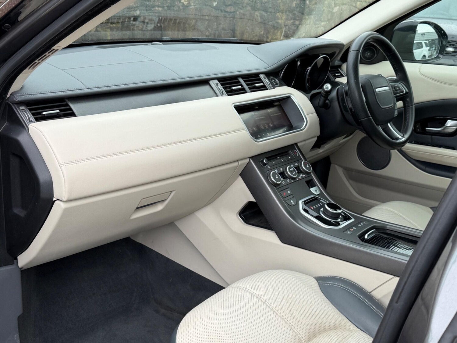 Used Land Rover Range Rover Evoque 2018 for sale - 77305282: Photo 14