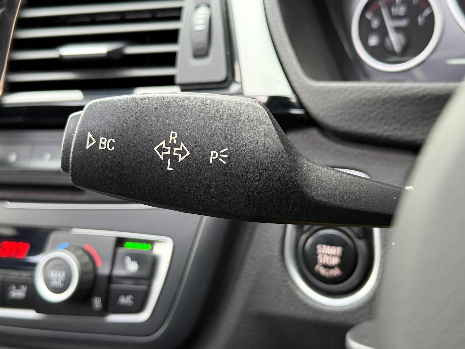 Used BMW 3 Series 2015 for sale - 76619928: Photo 54