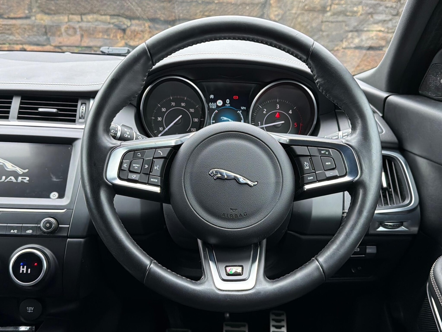 Used Jaguar E-Pace 2019 for sale - 76993206: Photo 16