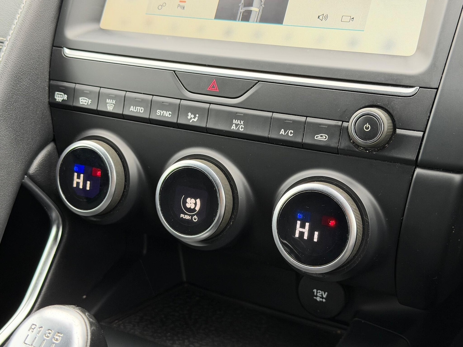 Used Jaguar E-Pace 2019 for sale - 76993206: Photo 26