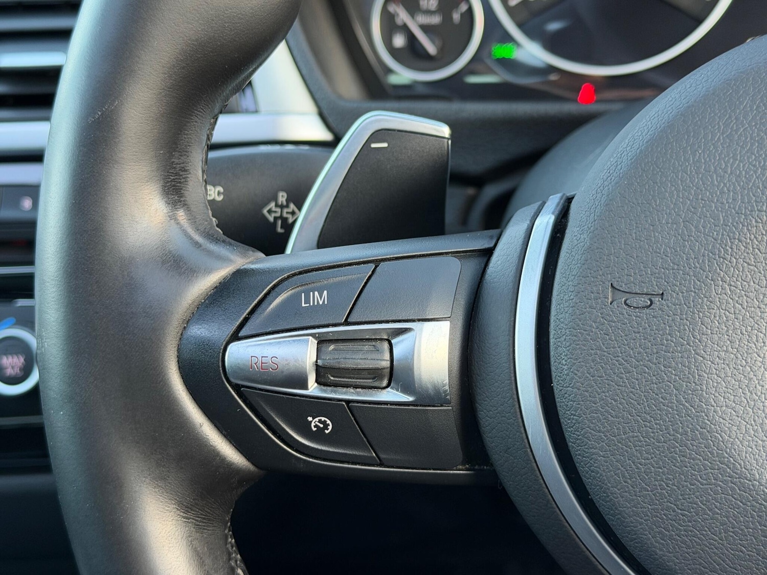 Used BMW 3 Series 2017 for sale - 76781006: Photo 31