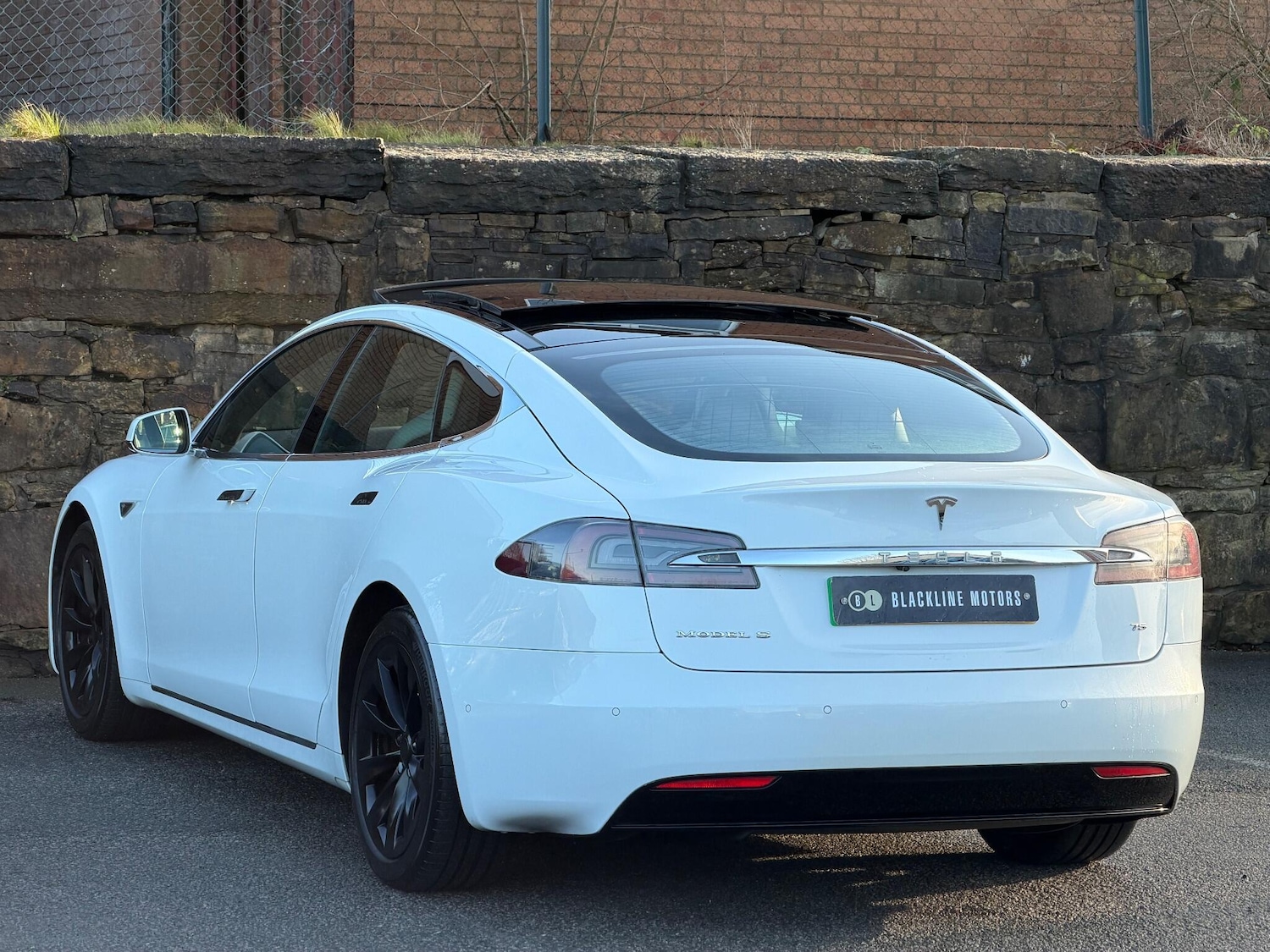 Used Tesla Model S 2016 for sale - 77411705: Photo 5