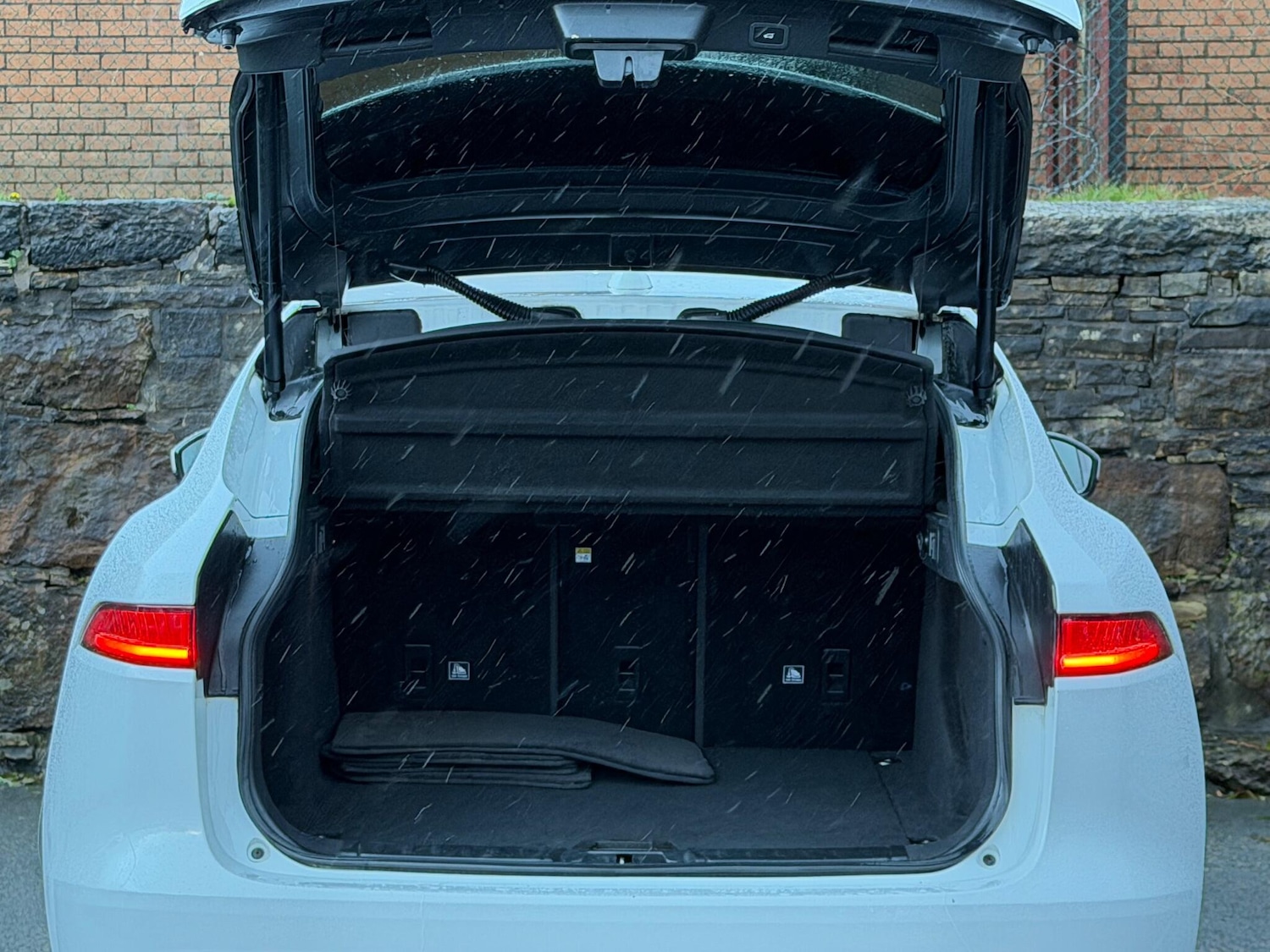 Used Jaguar F-Pace 2018 for sale - 76584701: Photo 20