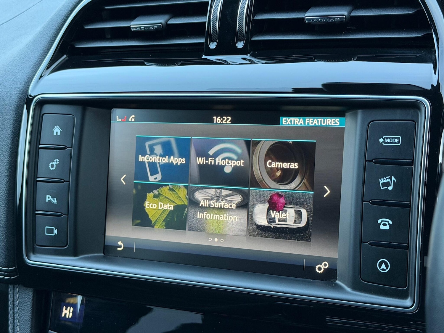 Used Jaguar F-Pace 2018 for sale - 76584701: Photo 32