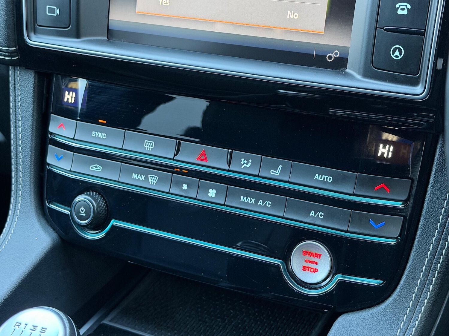 Used Jaguar F-Pace 2018 for sale - 76584701: Photo 37