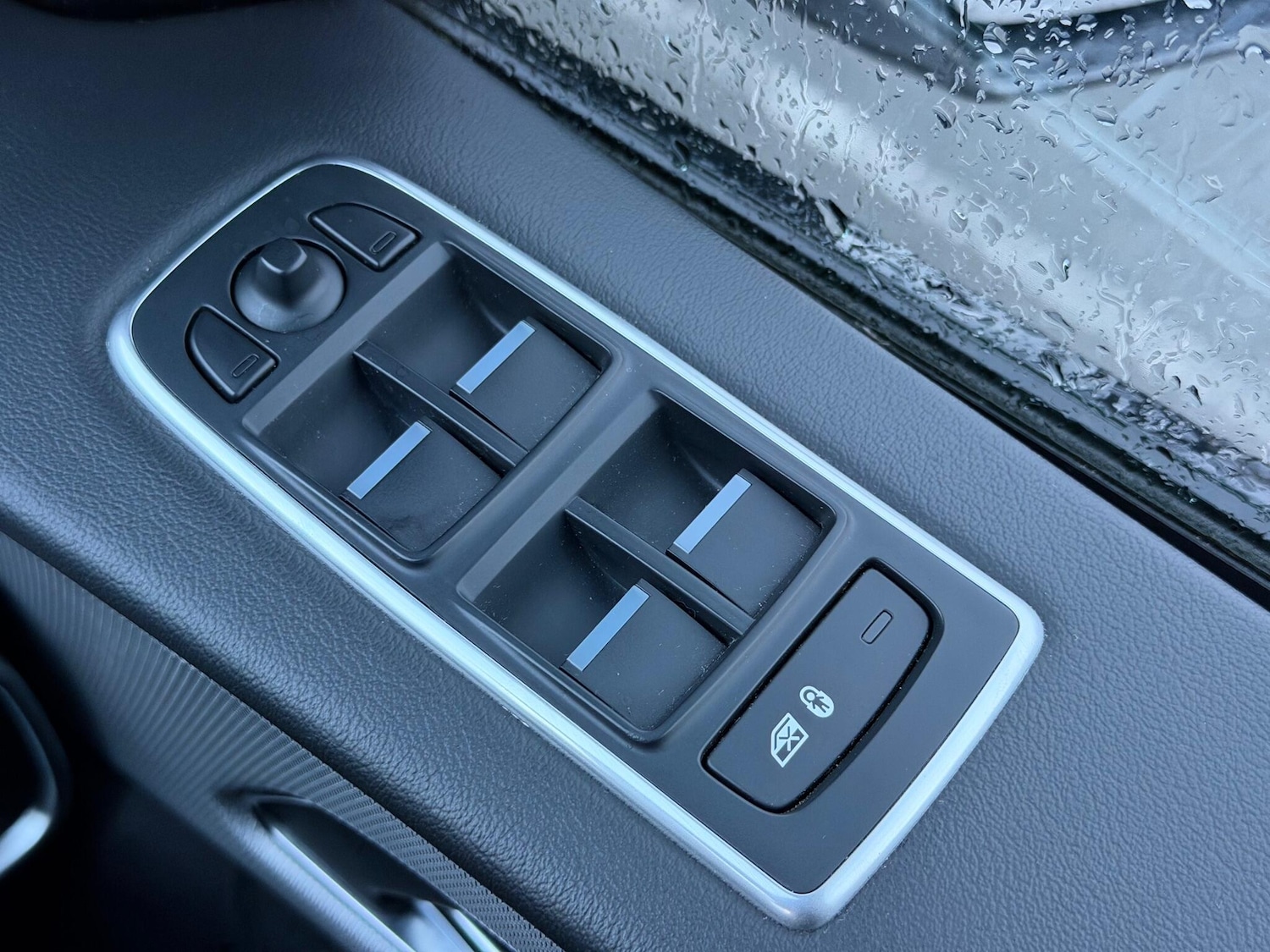 Used Jaguar F-Pace 2018 for sale - 76584701: Photo 45