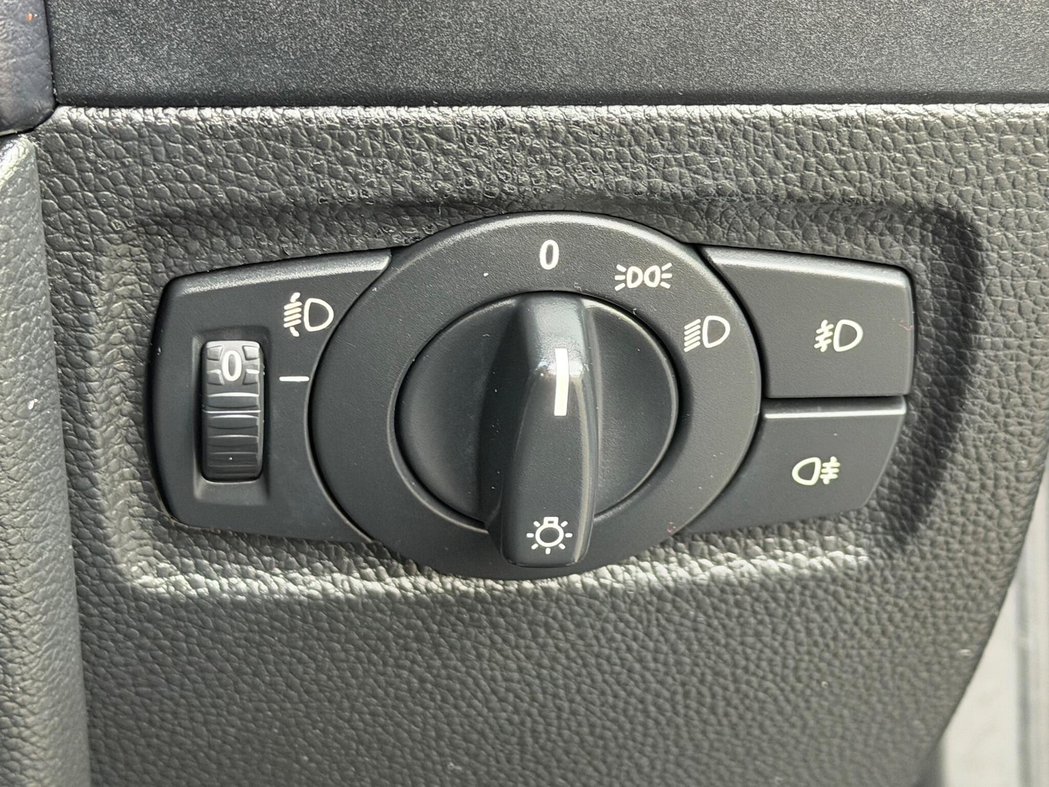 Used BMW 1 Series 2007 for sale - 76377417: Photo 33