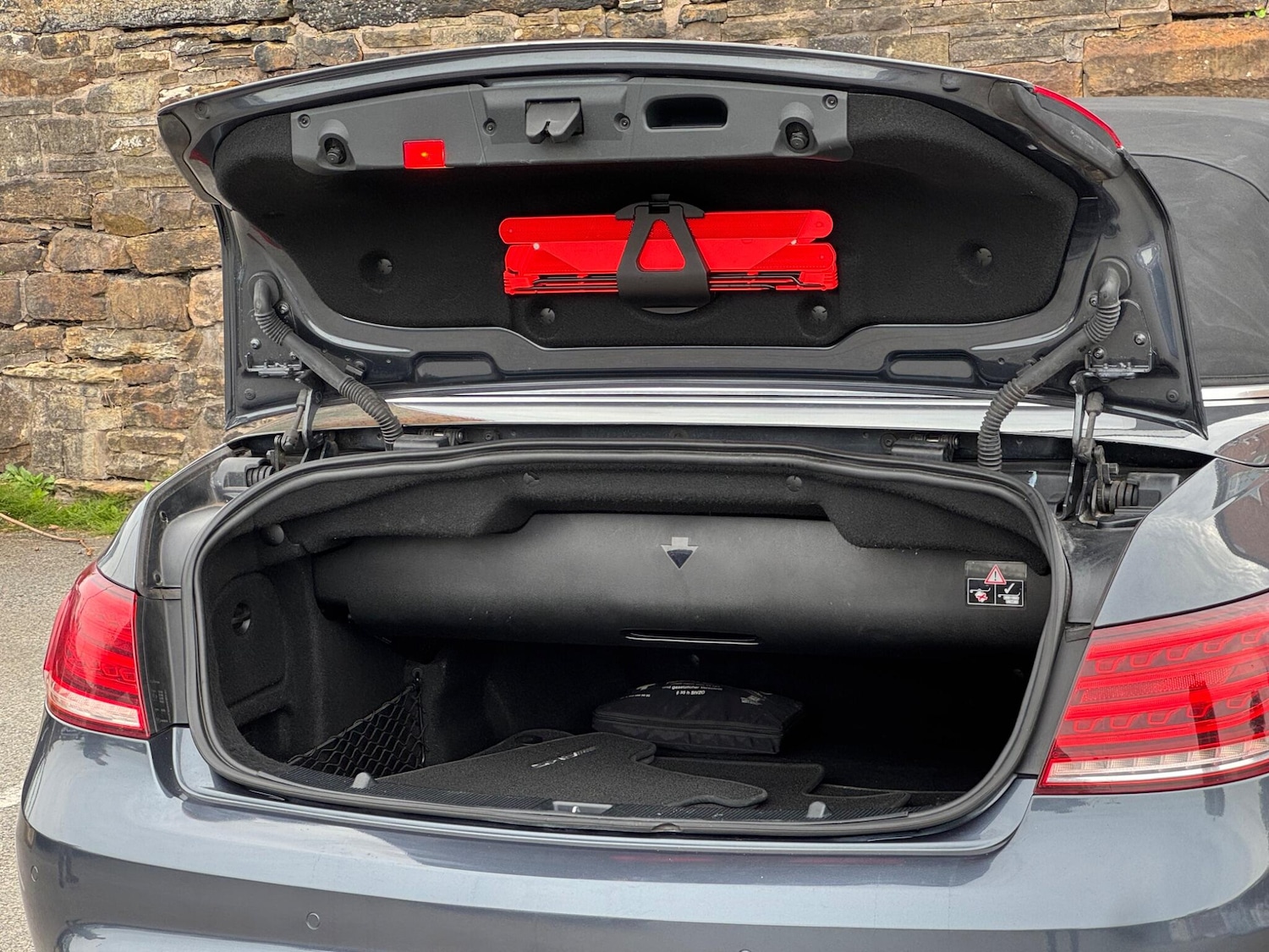 Used Mercedes-Benz E Class for sale - 76161058: Photo 27