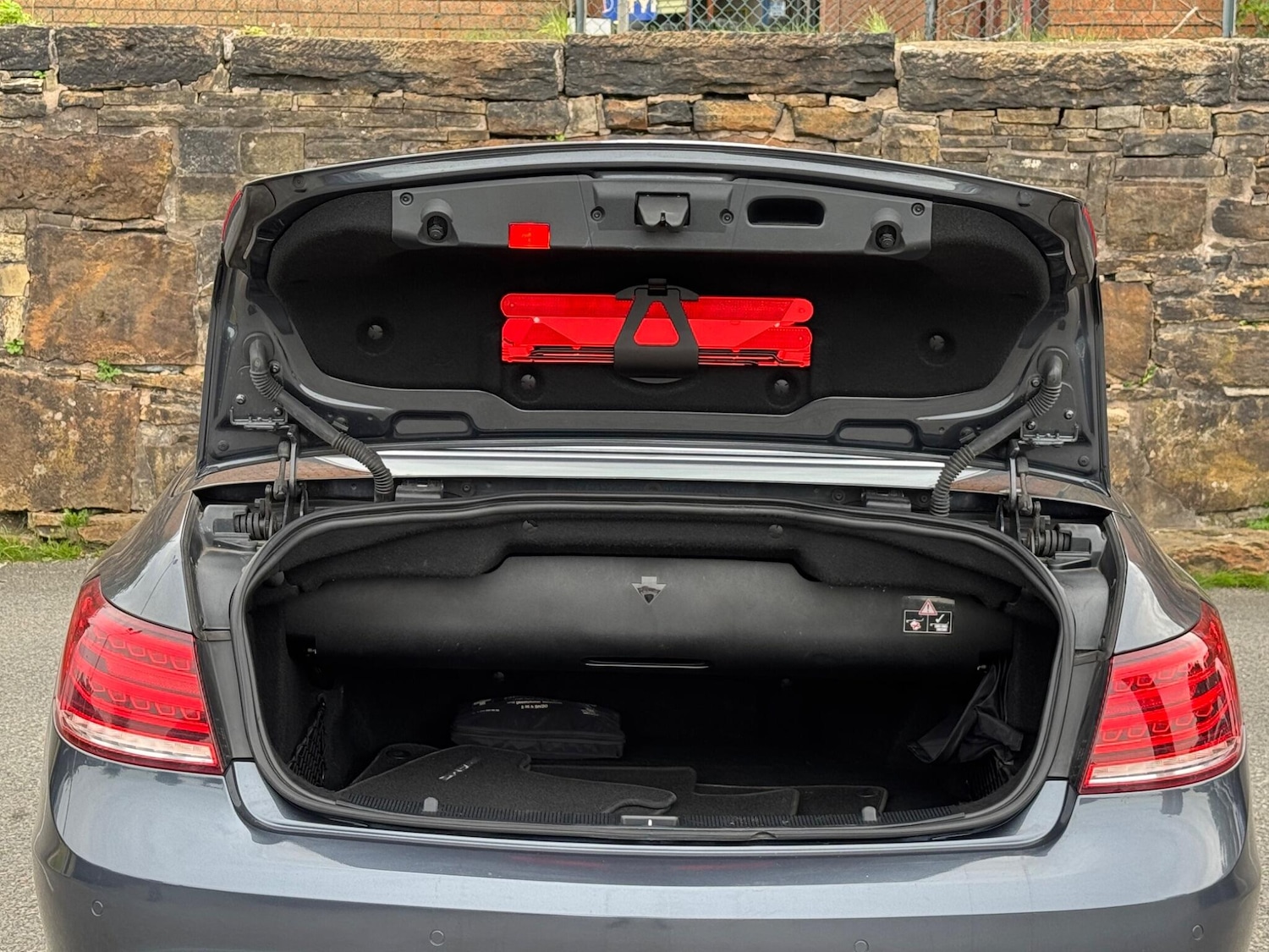 Used Mercedes-Benz E Class for sale - 76161058: Photo 28