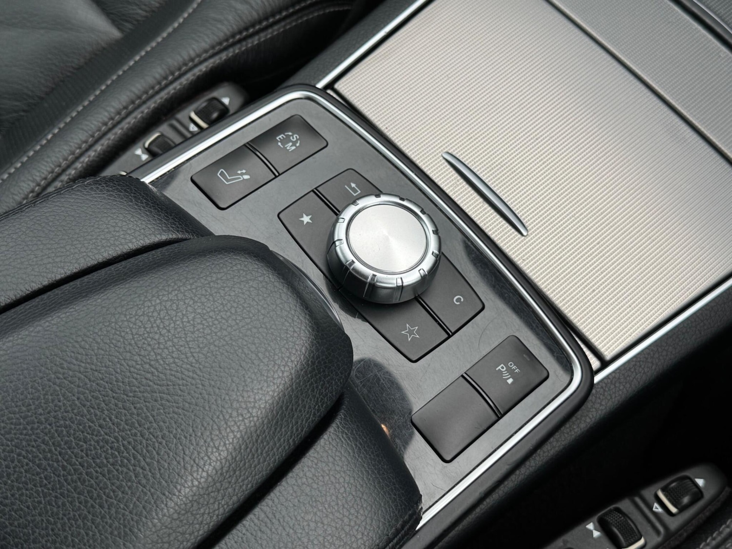 Used Mercedes-Benz E Class for sale - 76161058: Photo 44