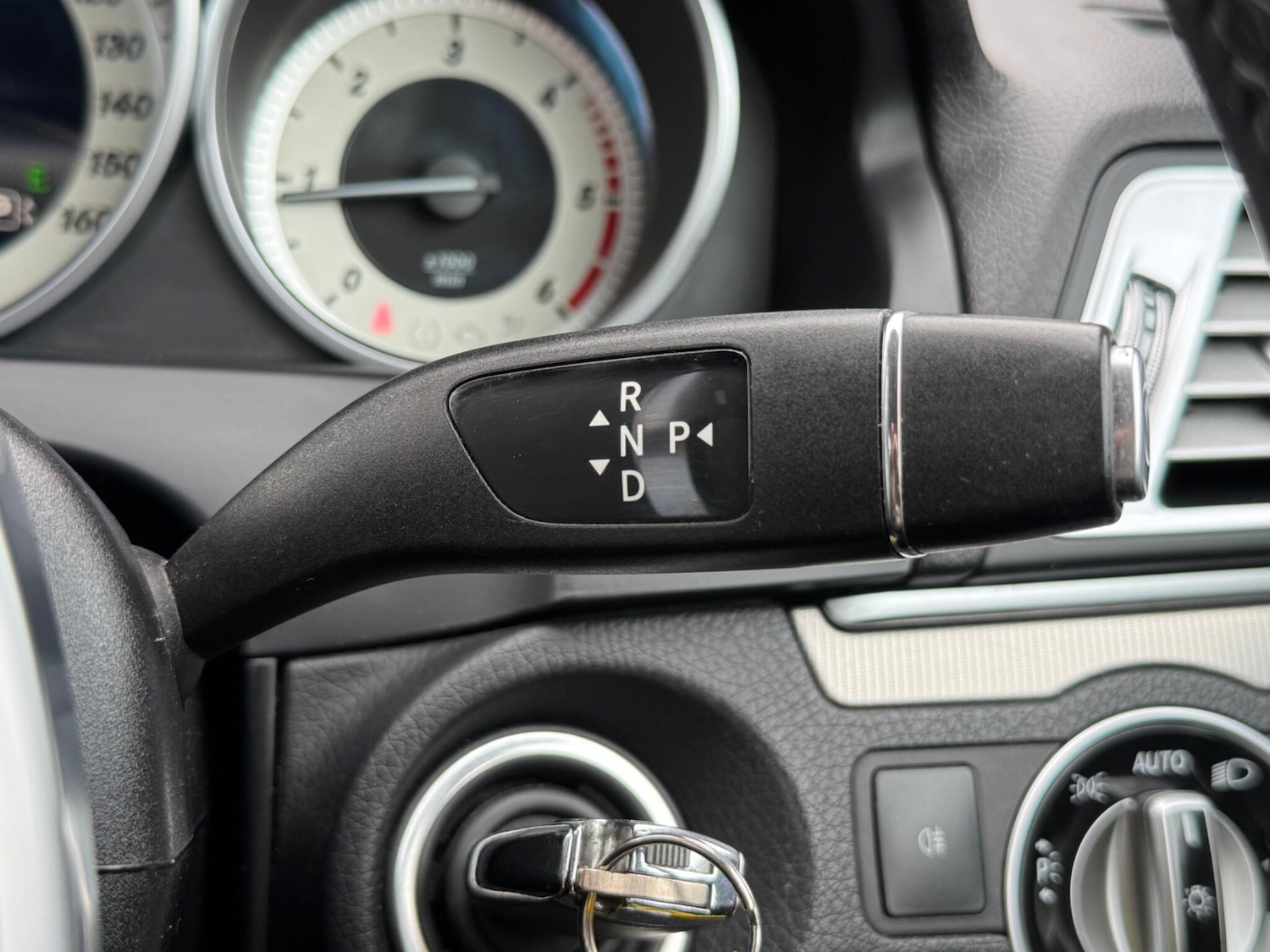 Used Mercedes-Benz E Class for sale - 76161058: Photo 54