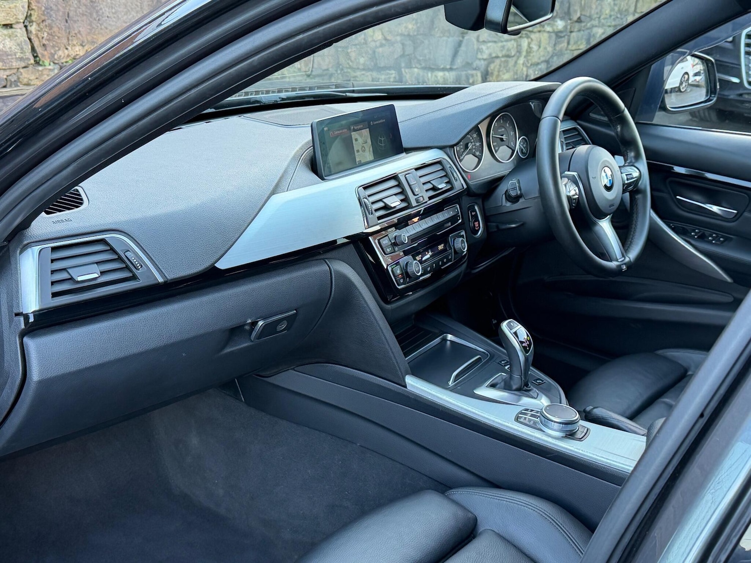 Used BMW 3 Series 2017 for sale - 76975701: Photo 14